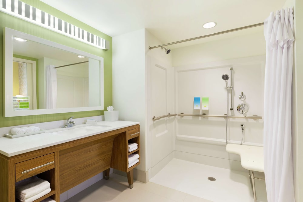 Home2 Suites by Hilton La Crosse - photo 14