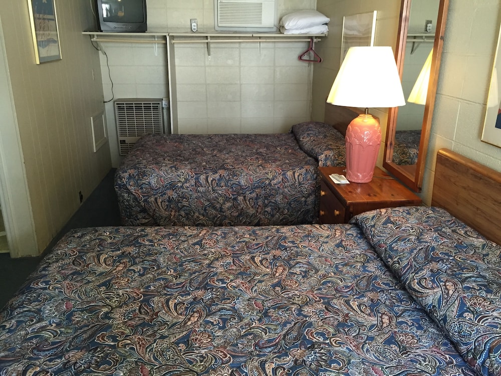 High Tide Motel - photo 3