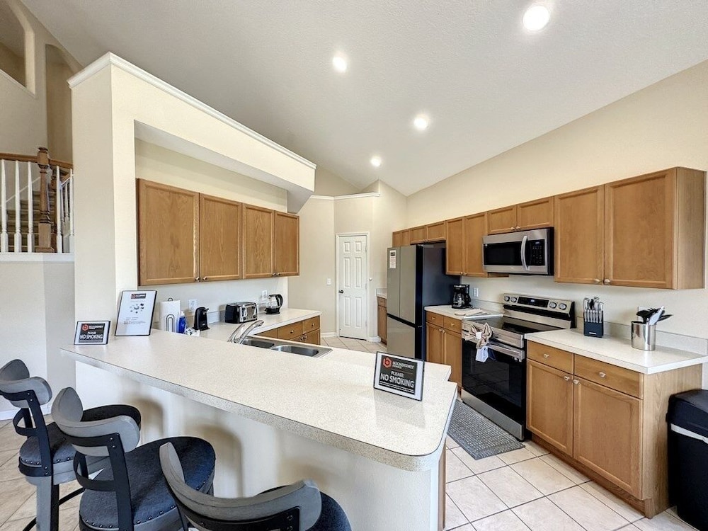 Luxury 6bd 3.5ba Pool Home In Windsor Palms Resort 6 Bedroom Villa by RedAwning - photo 21