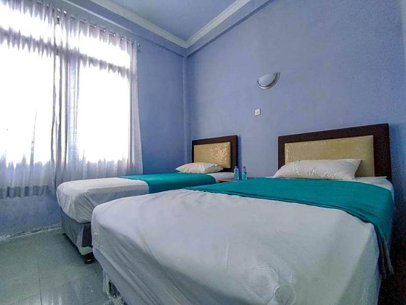 Wisma Tulus Syariah Kebumen Mitra RedDoorz - carbon neutral hotel in Kebumen