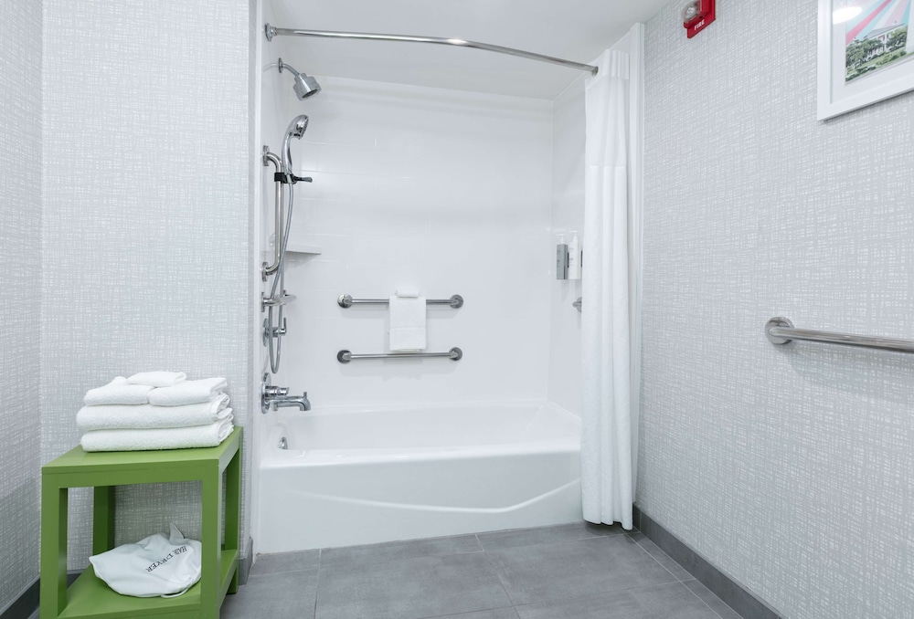Hampton Inn Biloxi - photo 28