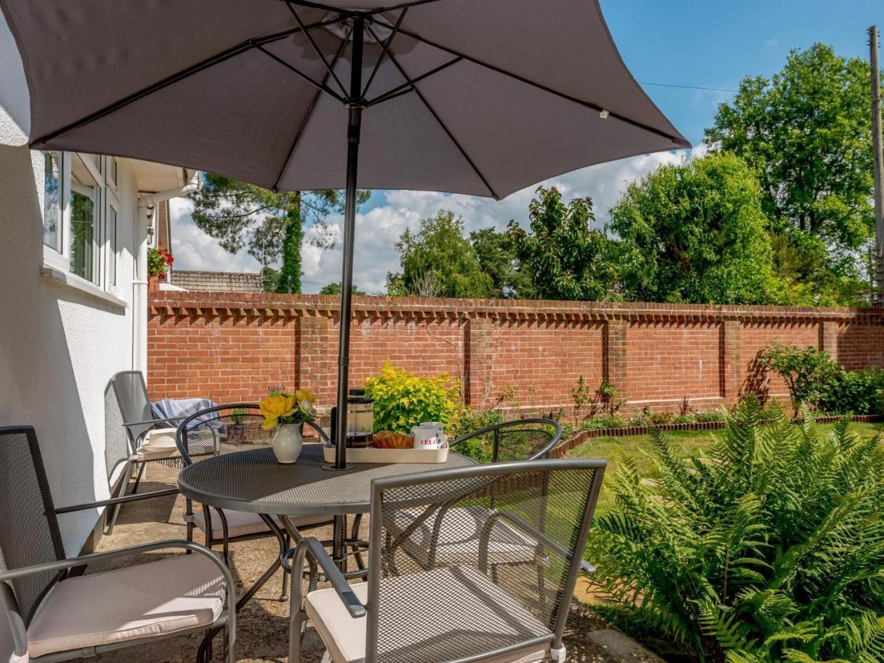 2 Bed in Bournemouth 78541 — hotel in Ferndown