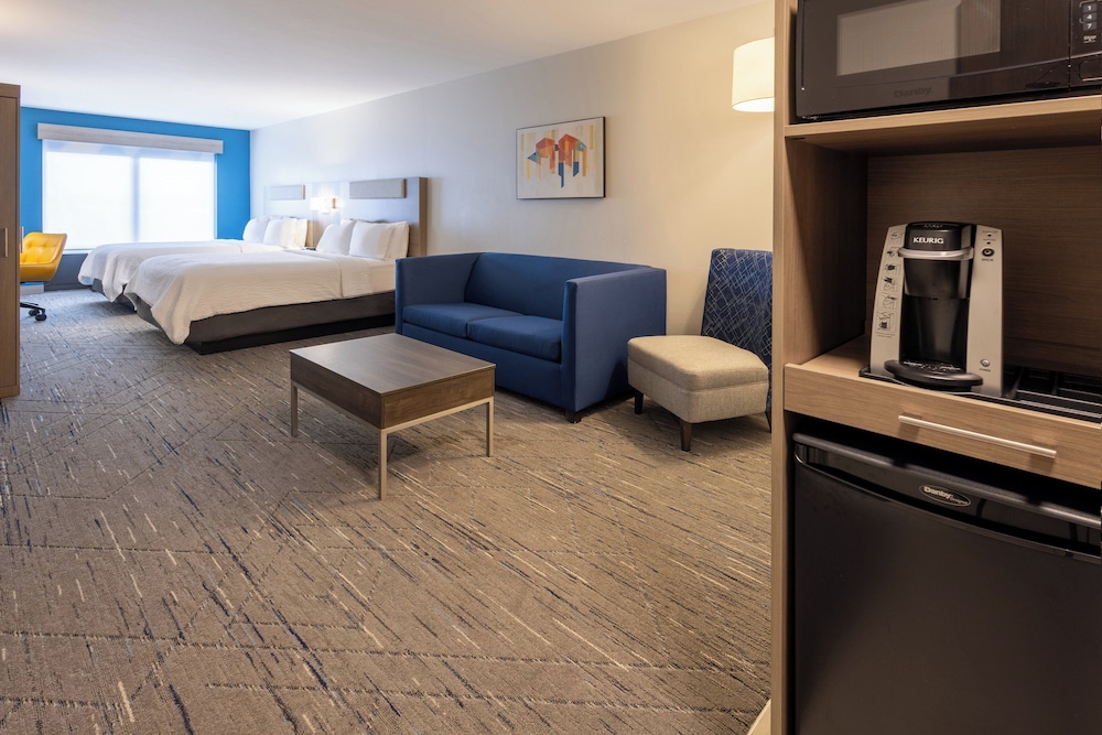 Holiday Inn Express & Suites Flowood by IHG - photo 30