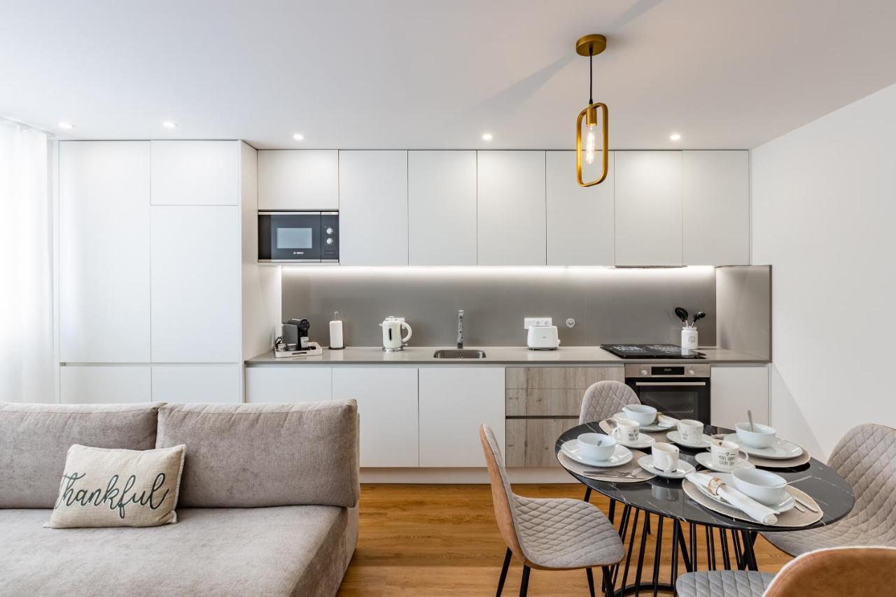 Pestana Apartments In city center Modern New and Cozy — 4-Star Luxury Hotel in Porto, Portugal