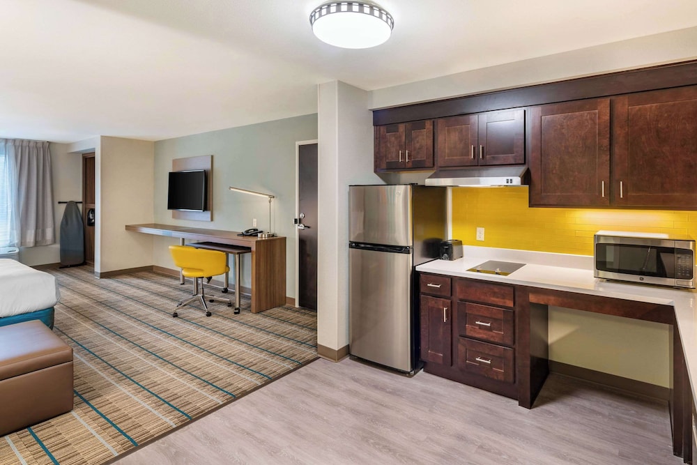 MainStay Suites Spokane Airport - photo 19