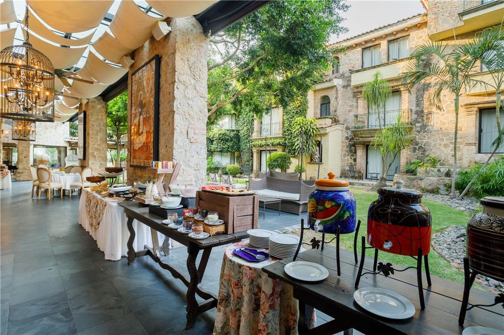 Tierra Mia restaurant