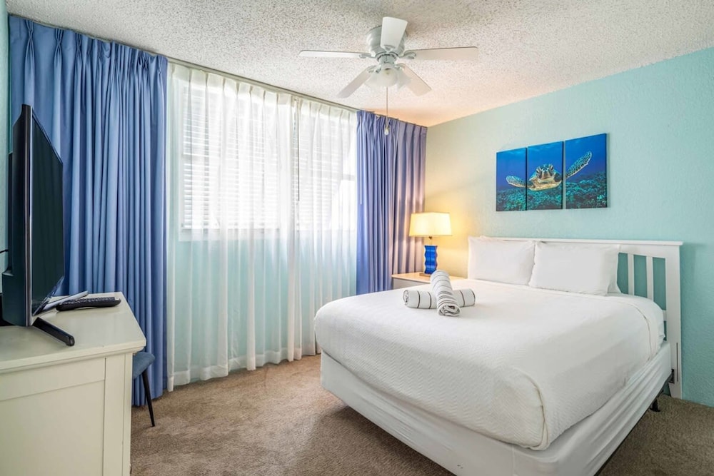 Tortuga Suite at Sunrise Suites Resort Heated Pool Hot Tub & Free Parking - photo 17