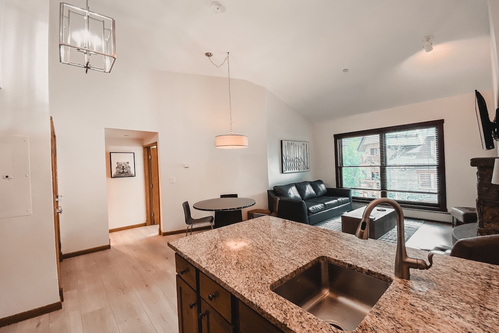 Black Bear 8052 by SummitCove Vacation Lodging - photo 8