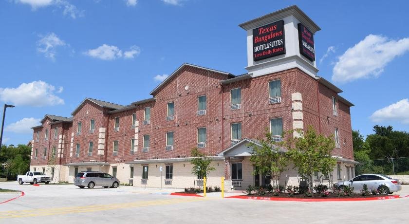 Texas Bungalows Hotel and Suites Austin