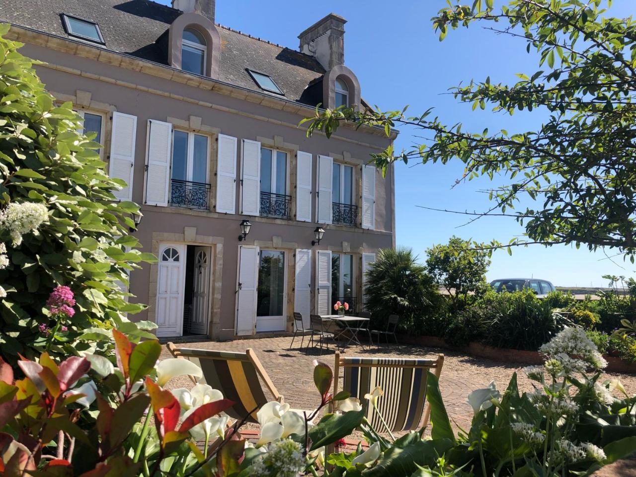 La Bourgeoise — hotel in Portbail