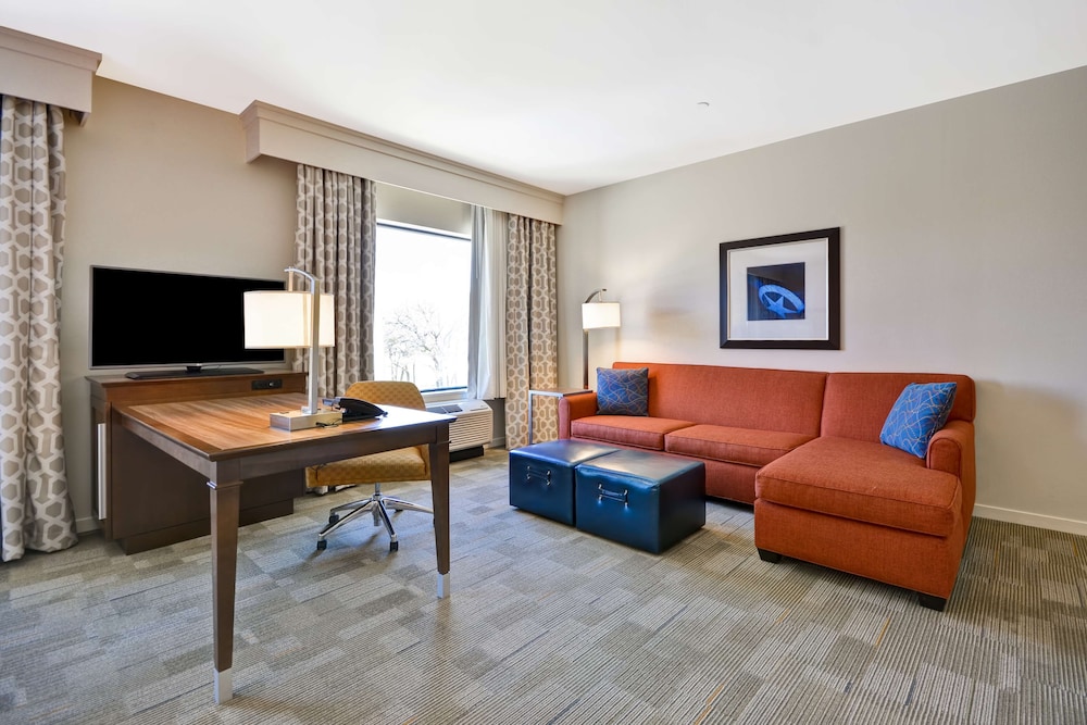 Hampton Inn & Suites Dallas Plano East - photo 11