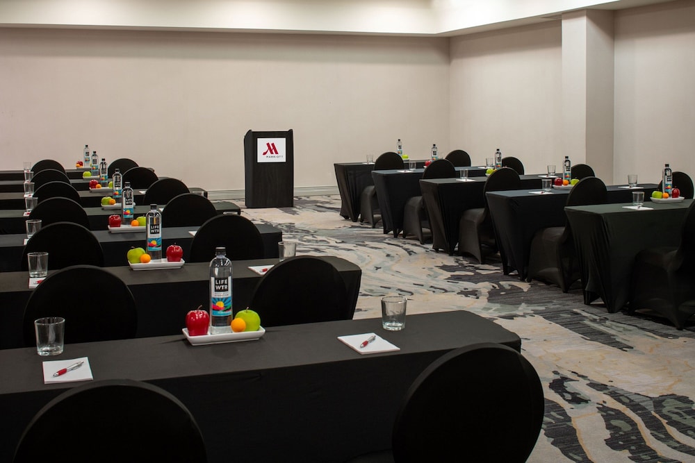Mobile Marriott - photo 48