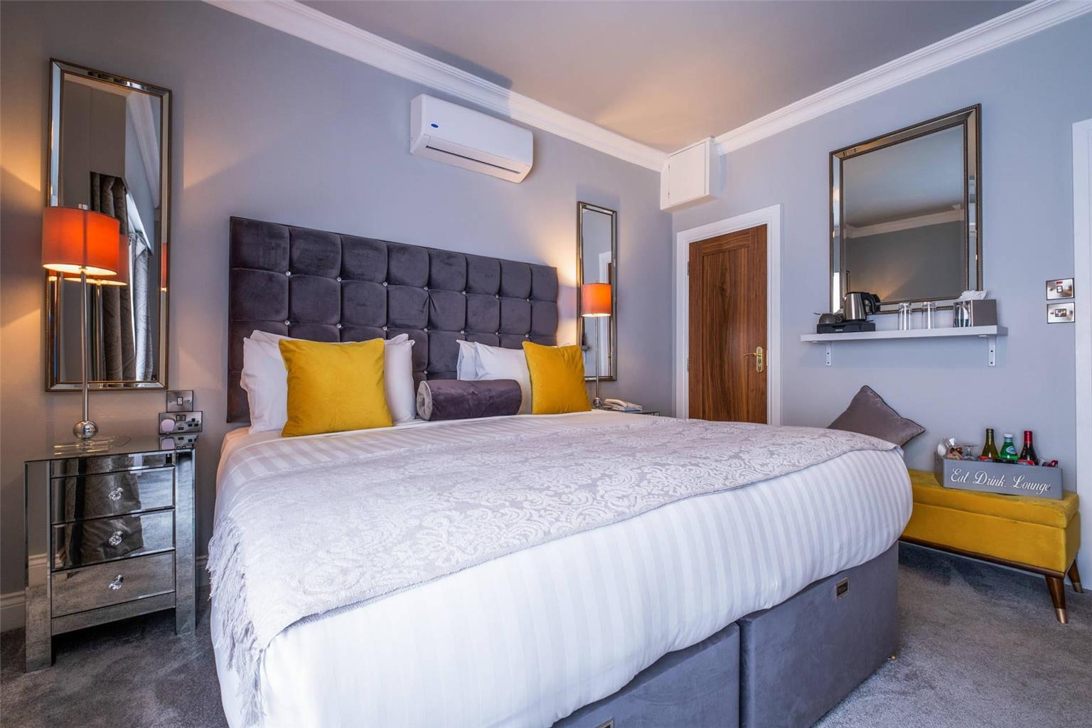 The House Hotel an Ascend Hotel Collection Member — 4-Star Luxury Hotel in Gaillimh, Republic of Ireland