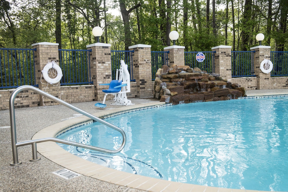Holiday Inn Express & Suites Lufkin South by IHG - photo 28