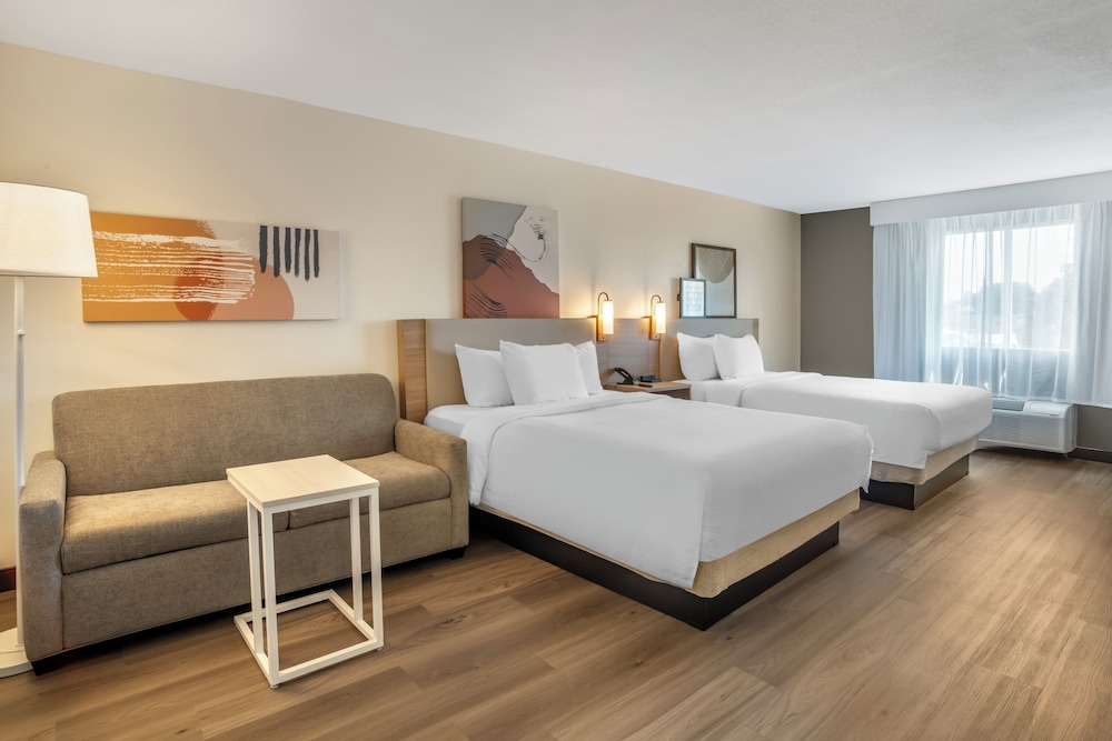 Spark by Hilton Kannapolis - photo 12