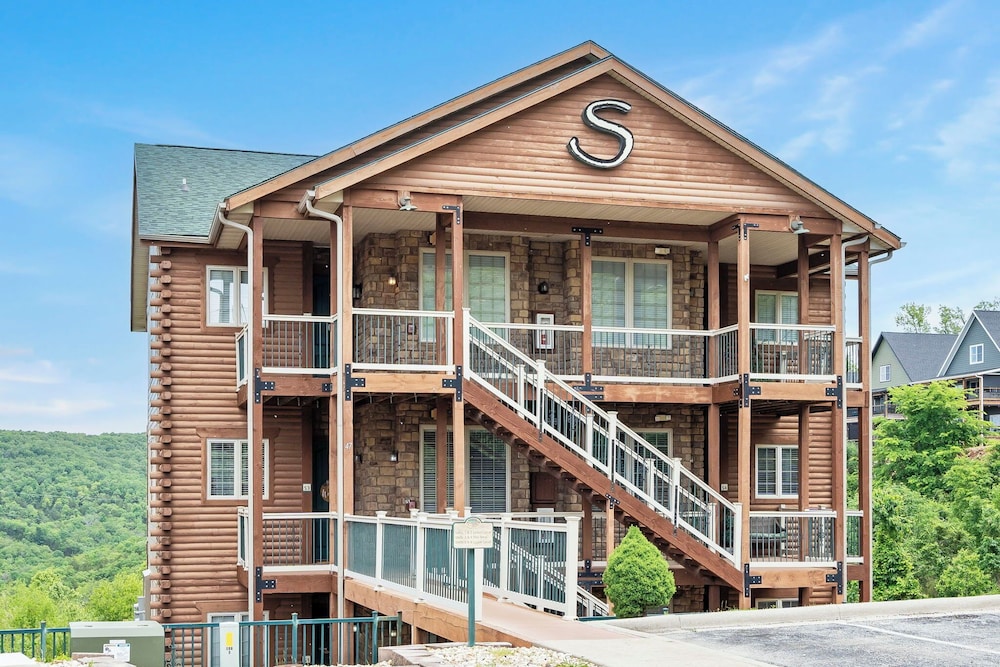 Stone Cliff Relaxation w Resort Amenities - photo 33
