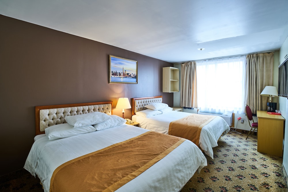 Flushing Hotel - photo 13