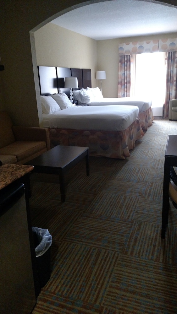 Holiday Inn Express Hotel & Suites PERRY by IHG - photo 14
