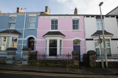 Superbly located Tenby cottage — 4-Star Luxury Hotel in Tenby, United Kingdom