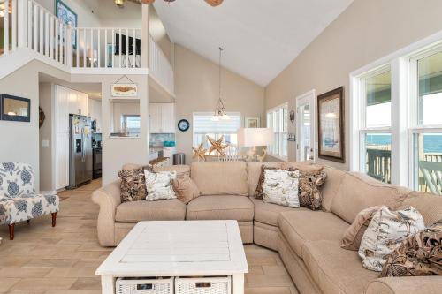 Front Row by Oak Island Accommodations - photo 46
