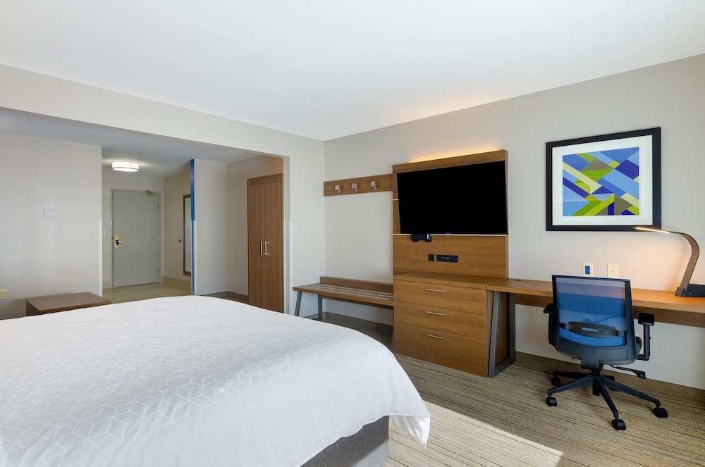 Holiday Inn Express Hotel & Suites Weston by IHG - photo 26