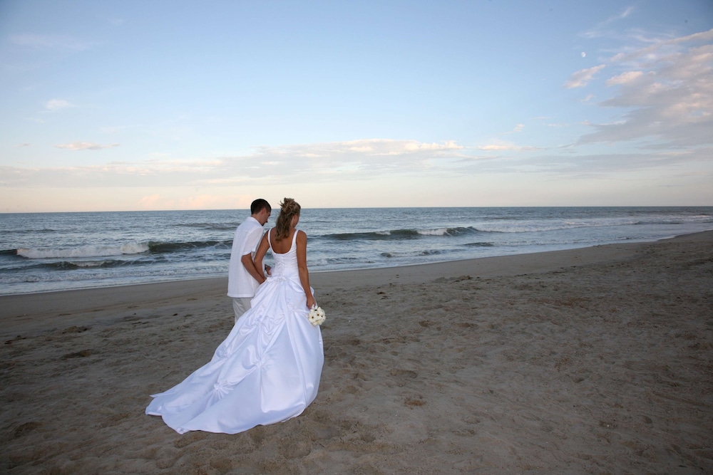 Hampton Inn & Suites Outer Banks Corolla - photo 65