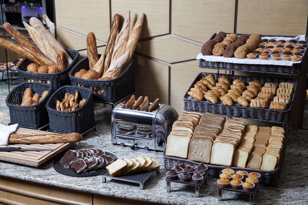 מזון ומשקאות