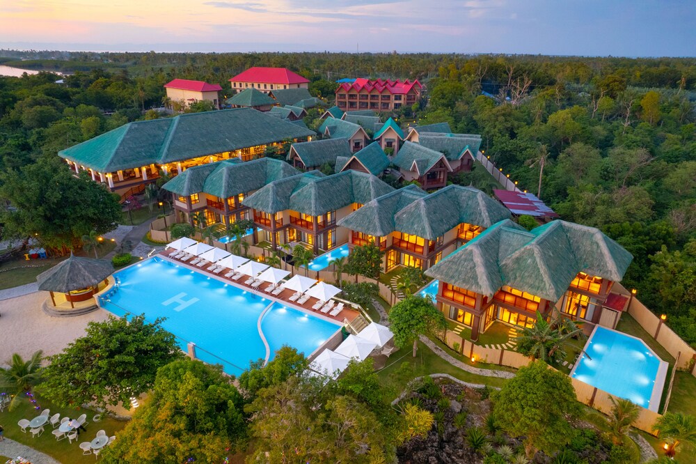 H Resort Bohol The Coral Cliff by SMS Hospitality — Calape — photo 2