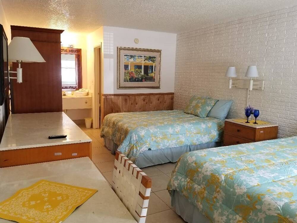 Extended Stay Brunswick - photo 4
