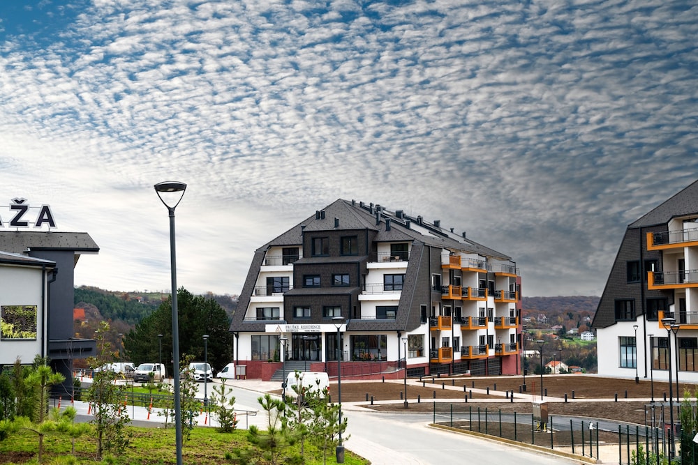 Fruške Residences — 4-Star Luxury Hotel in Vrdnik, Serbia