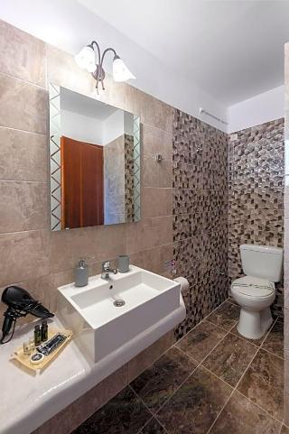 Stella - carbon neutral hotel in Paros
