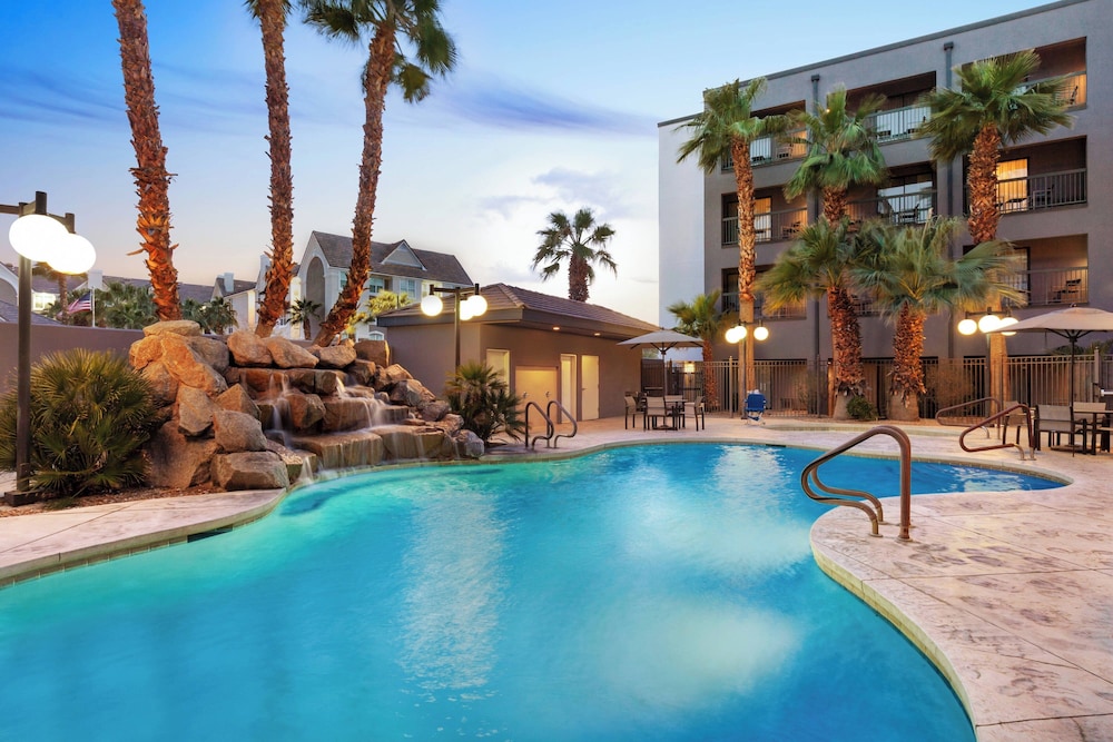 Courtyard By Marriott Las Vegas Stadium Area - photo 25