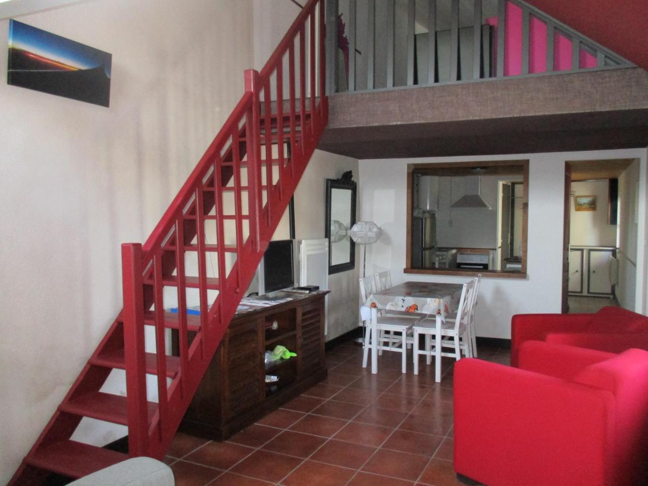 Chez Bari — hotel in Bourbon-L'archambault