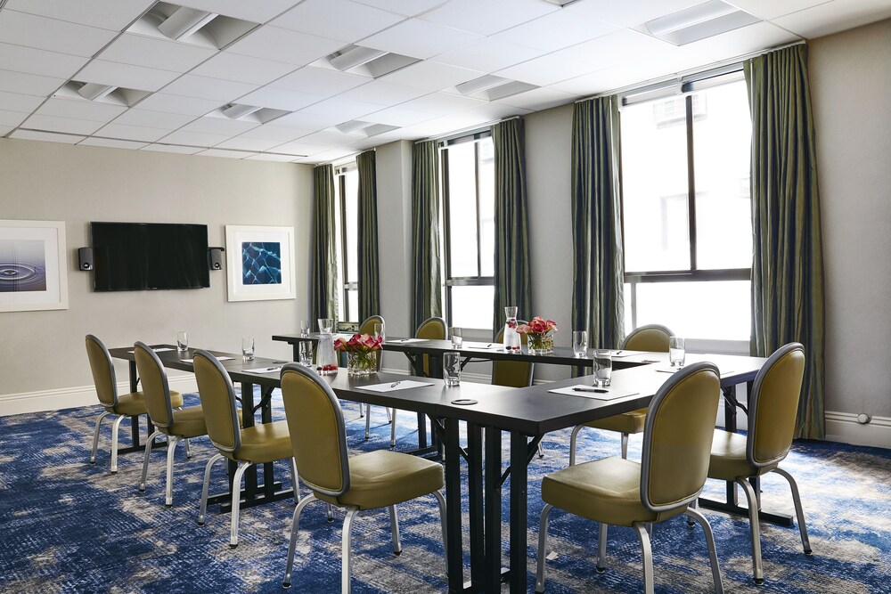 Galleria Park Hotel - photo 44