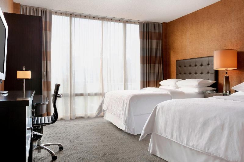 Sheraton Charlotte Hotel in Charlotte, United States