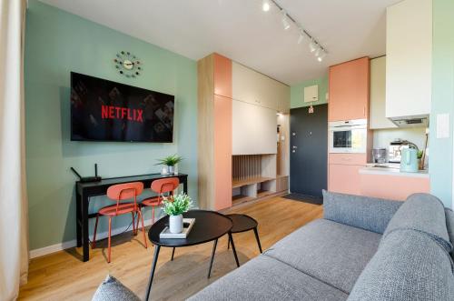 Queen Size Bed Apartament obok Manufaktury w centrum Łodzi Parking gratis — 4-Star Luxury Hotel in Lodz, Poland