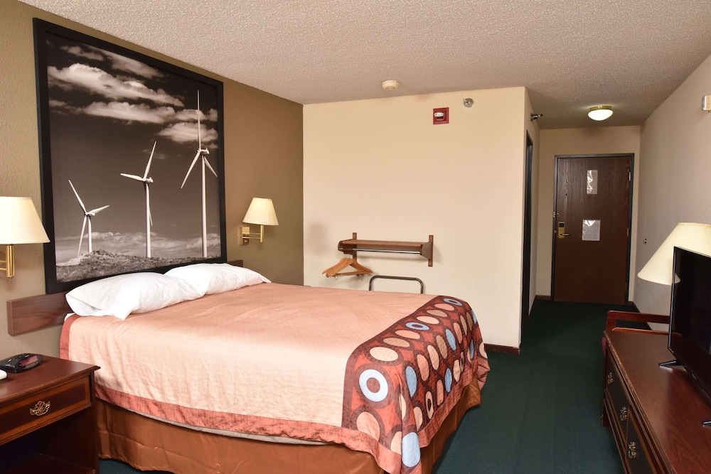 Super 8 by Wyndham Springfield Battlefield - photo 7