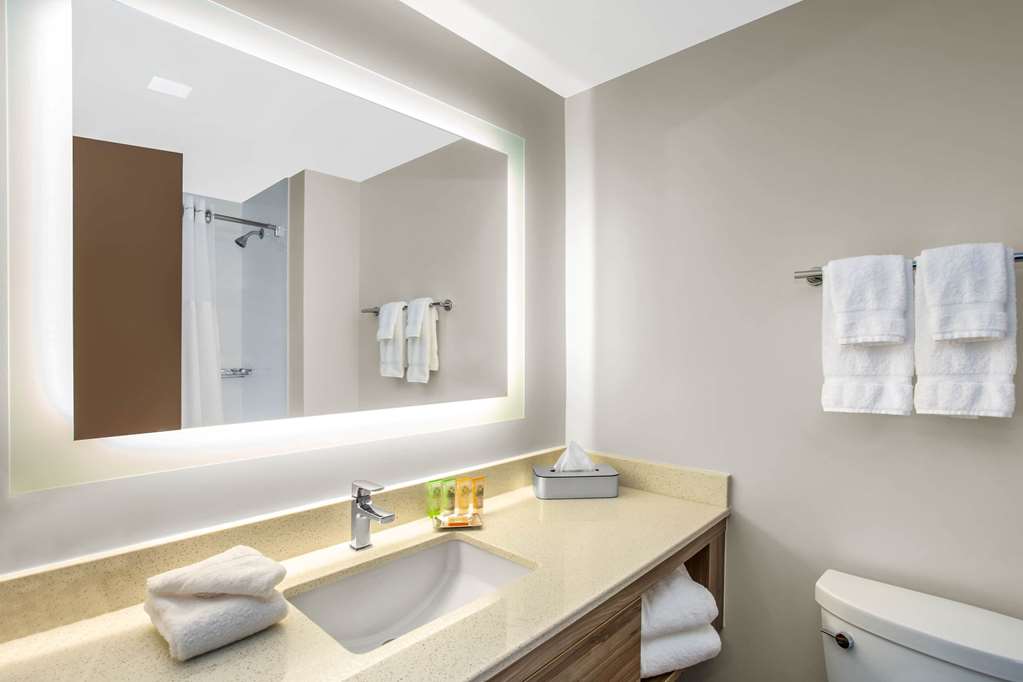 Wyndham Garden Ft Lauderdale Airport & Cruise Port - photo 10