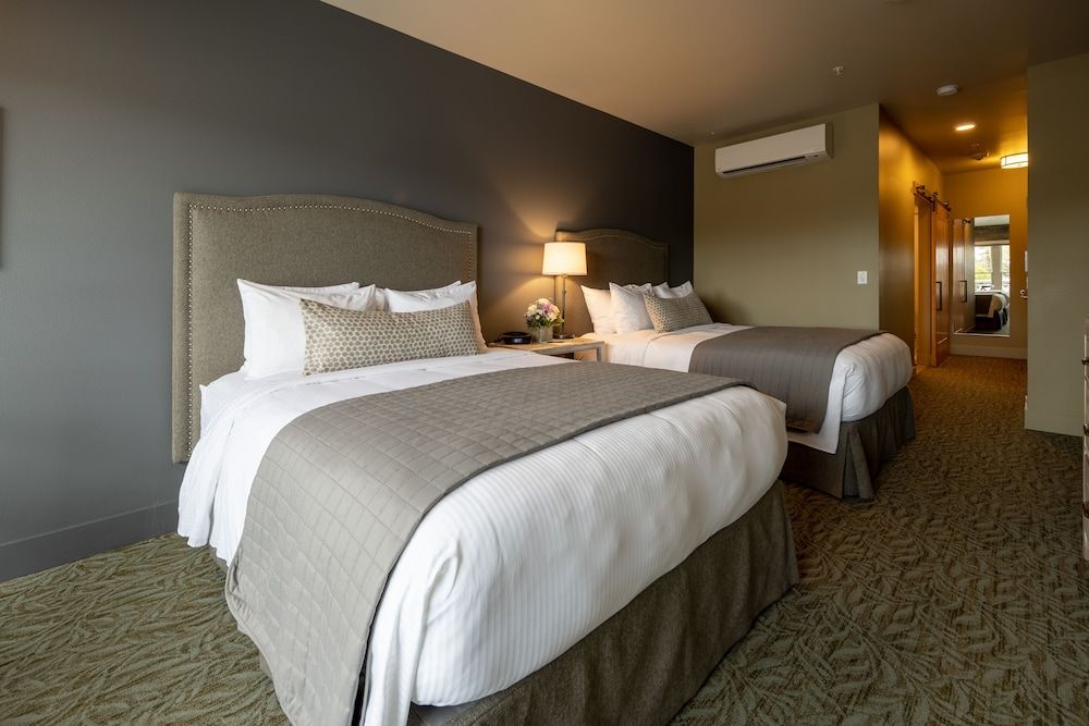 Inn At Lynden - photo 17