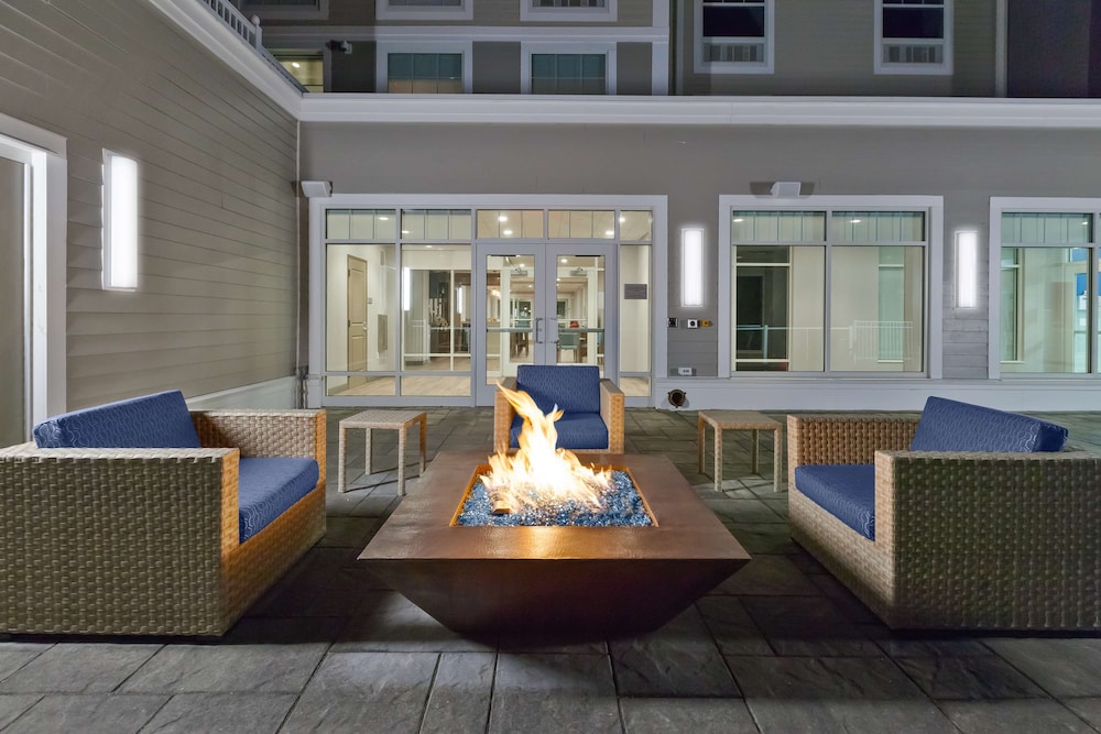 Hampton Inn Cape Cod Canal - photo 42
