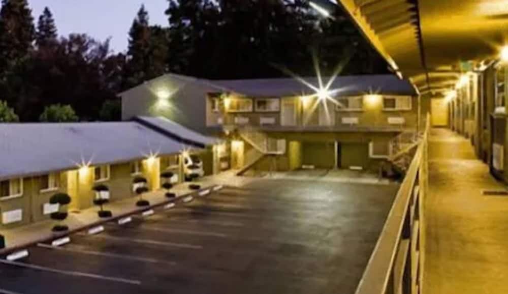 Hotel Parmani - photo 47