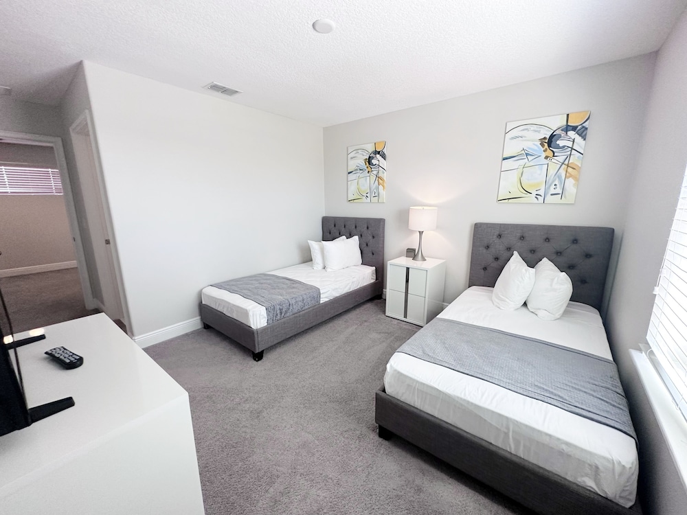 Balmoral Resort 210bp 4 Bedroom Home by RedAwning - photo 4
