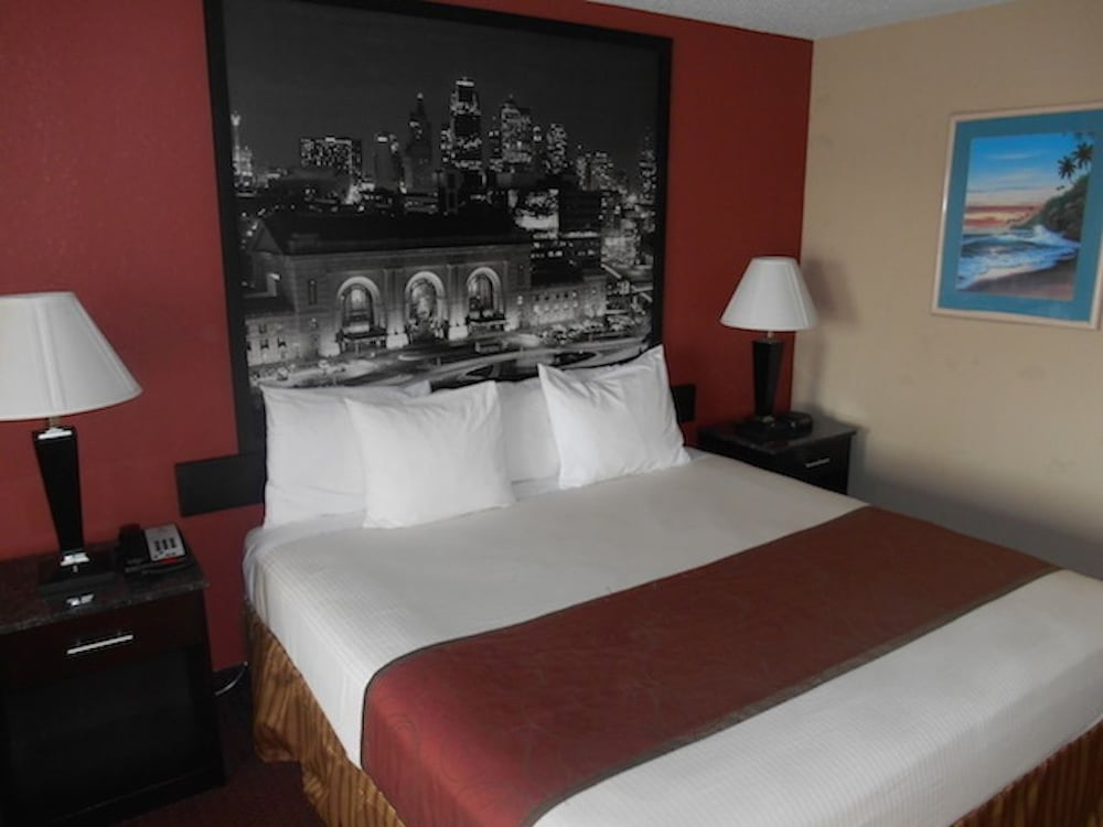 AmeriStay Inn - photo 8