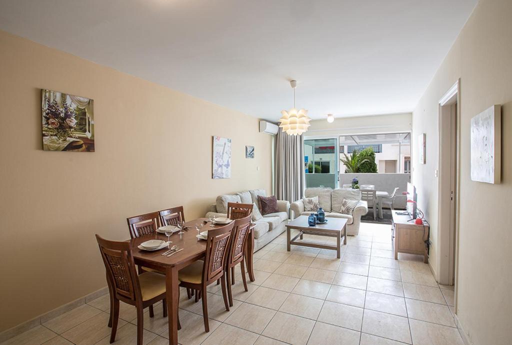 Merab Holidays Apartment Castalia 62
