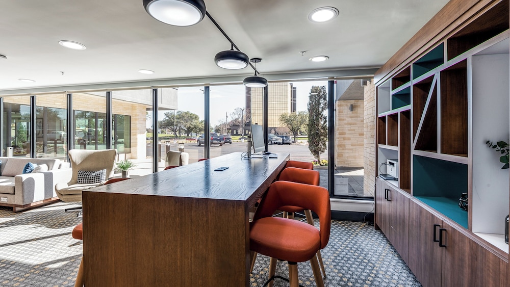 Holiday Inn Dallas Market Ctr Love Field by IHG - photo 28