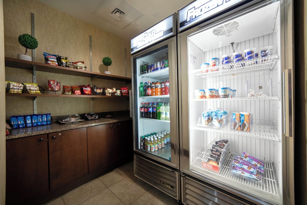 Holiday Inn & Suites San Antonio Northwest by IHG - photo 25