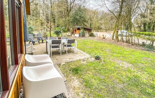 Amazing Home In Dwingeloo With Wifi — Dwingeloo — photo 3