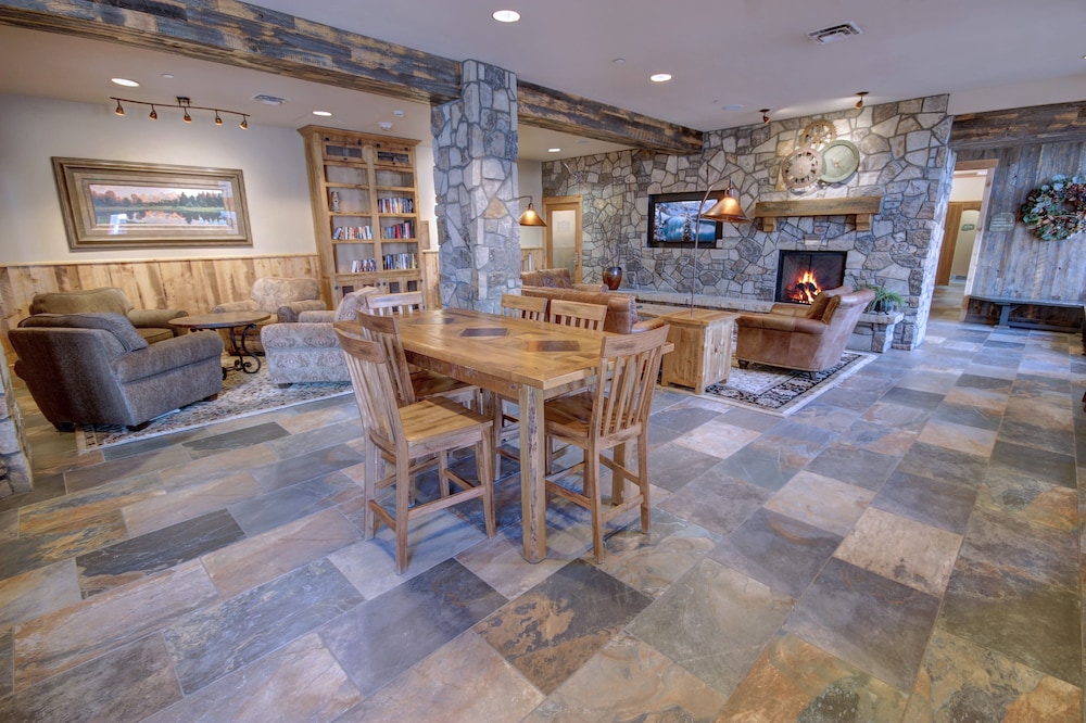 Black Bear 8052 by SummitCove Vacation Lodging - photo 2