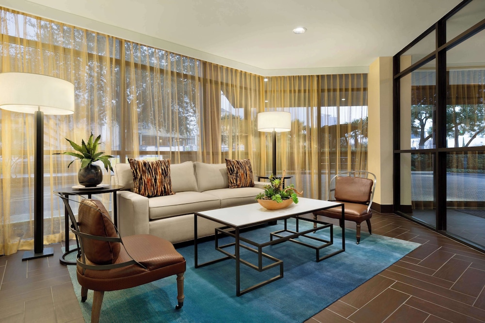 Embassy Suites by Hilton Austin Downtown South Congress - photo 17