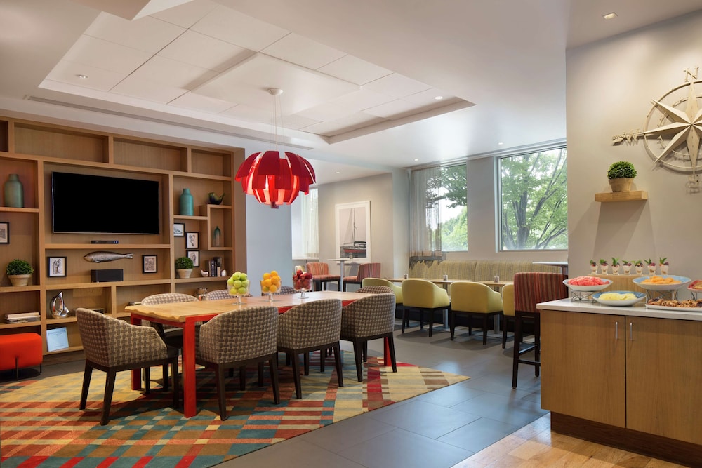 Hilton Philadelphia at Penn's Landing - photo 36